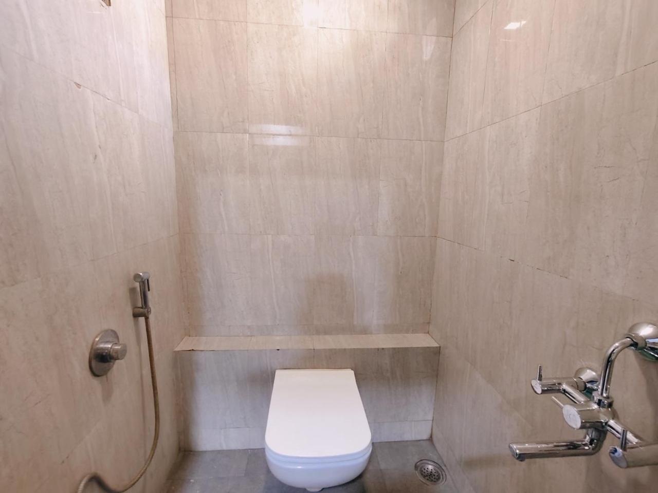 Hotel Pragati Inn Ahmednagar Esterno foto