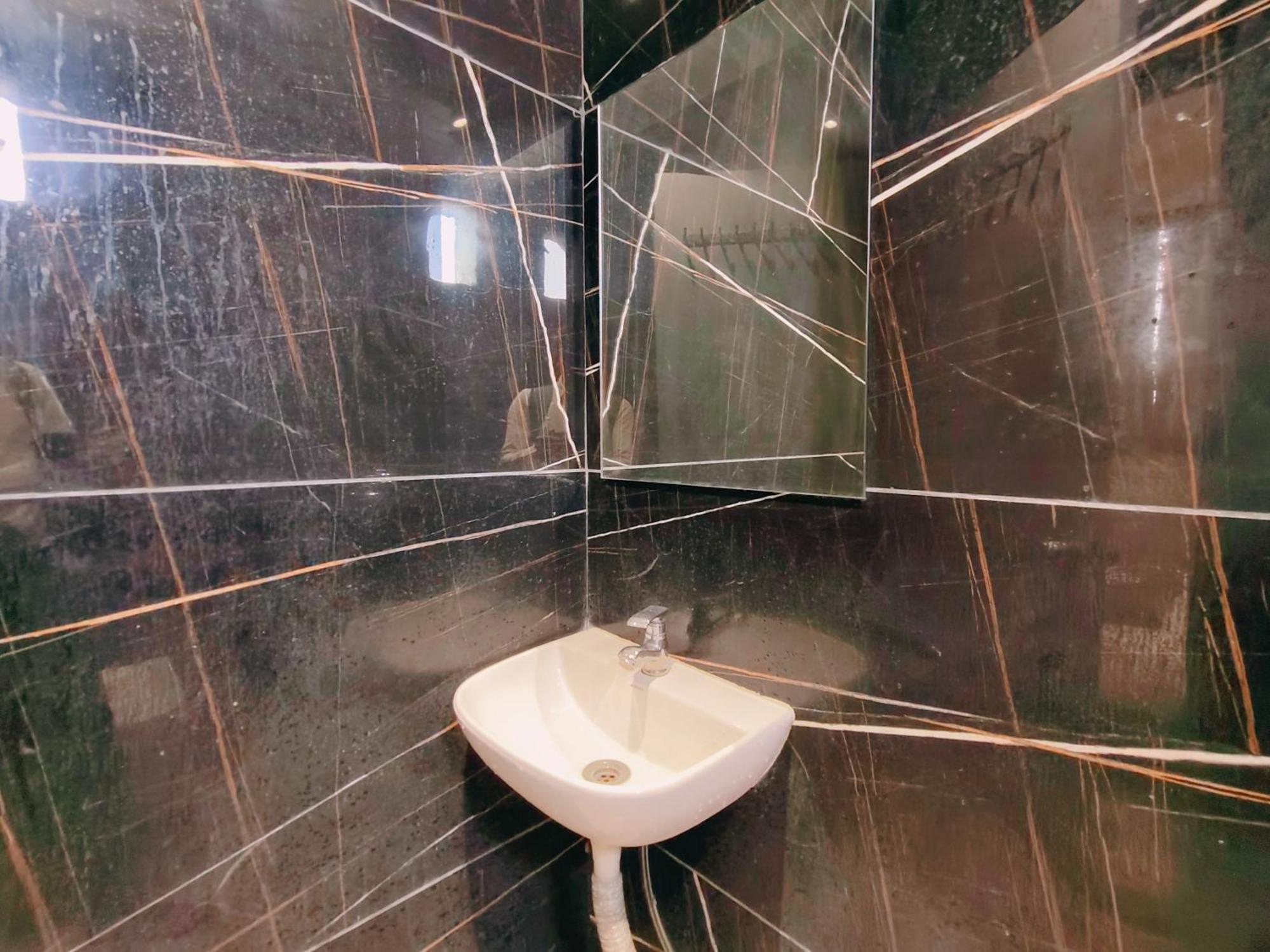 Hotel Pragati Inn Ahmednagar Esterno foto